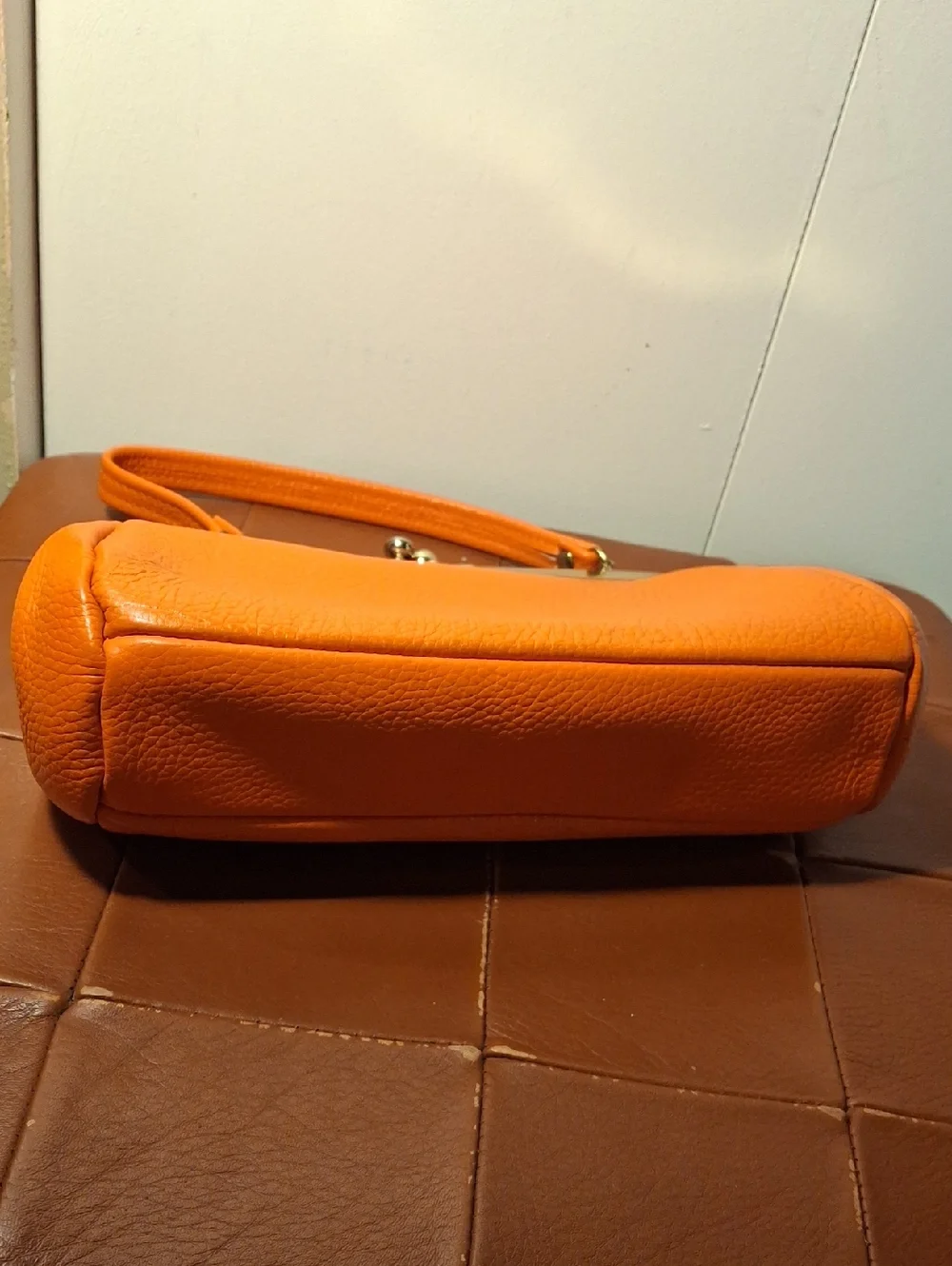 Vintage Orange Leather Top-Handle Frame Bag with Coin Pouch - Picture 4 of 9